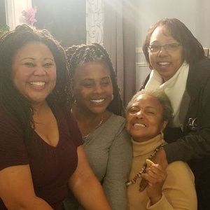 Meet your Posher, Annastacia